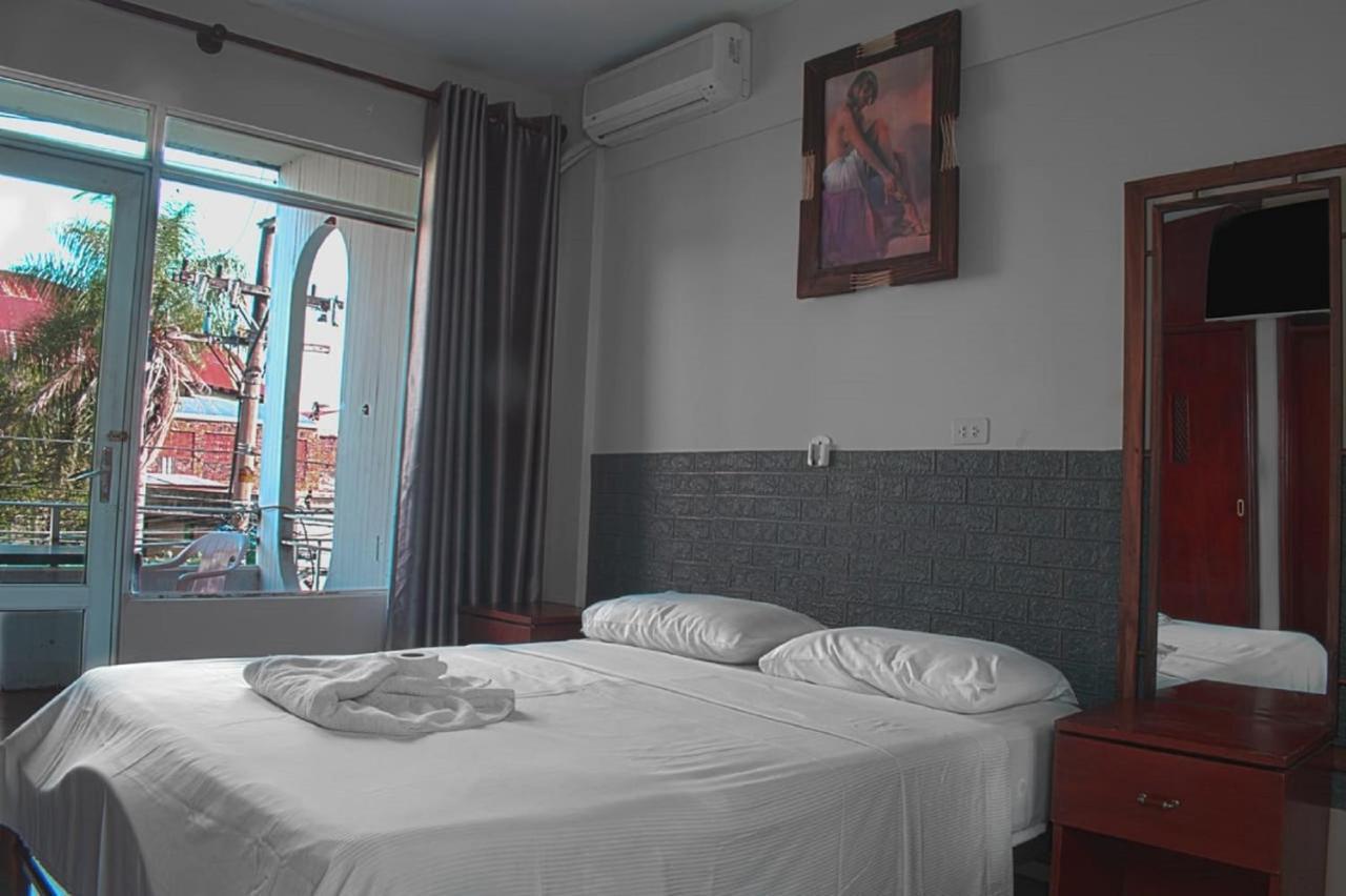 Hostal Ibiza Santa Cruz de La Sierra Dış mekan fotoğraf