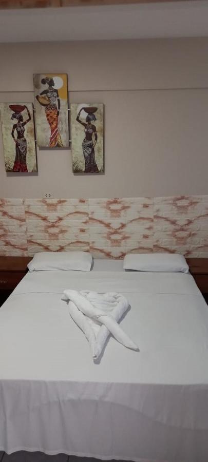 Hostal Ibiza Santa Cruz de La Sierra Dış mekan fotoğraf